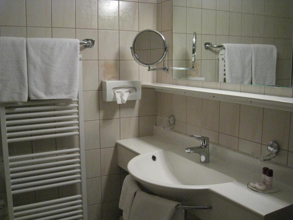 Apart Hotel Garni Strasser Цел ам Цилер Стая снимка